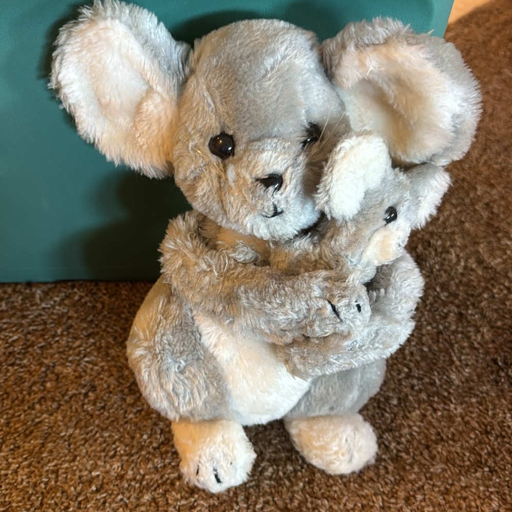 Vintage lot of 4 Dakin beanbag stuffed animals koala mouse poodle deer 1970s - Picture 2 of 5
